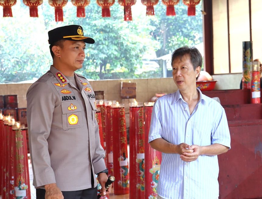 Ibadah Imlek di Depok Berlangsung Kondusif, Kapolres Soroti Pentingnya Persatuan