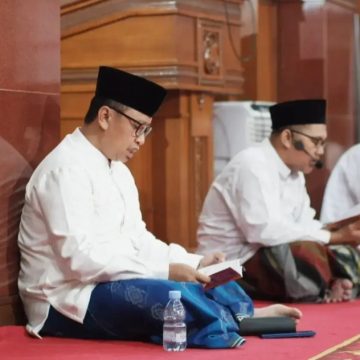 Supian Suri Ikut Itikaf Bersama ASN dan Warga di Balai Kota Depok, Perkuat Spiritualitas di Akhir Ramadan